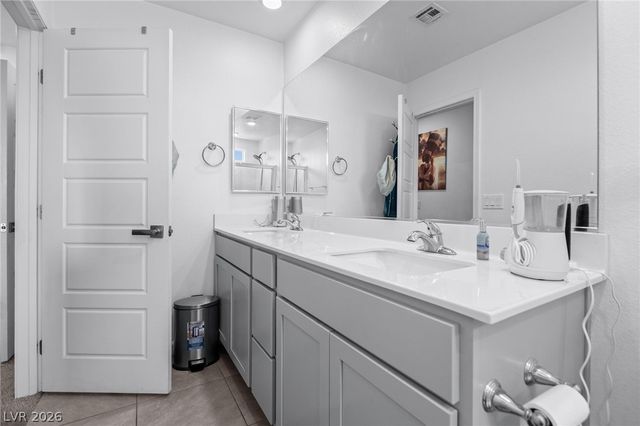 4915 Chidlaw Avenue 3, Las Vegas, NV 89115