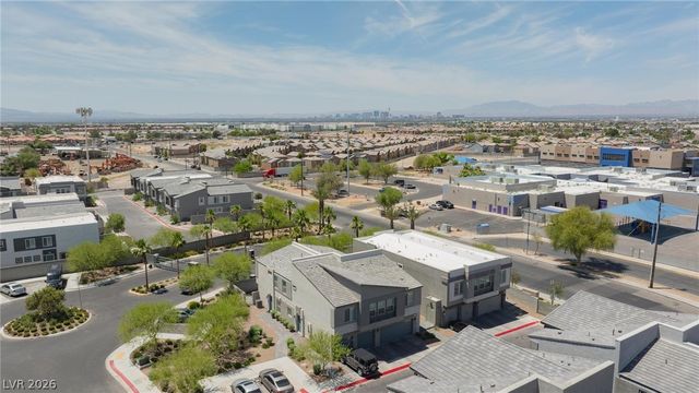 4915 Chidlaw Avenue 3, Las Vegas, NV 89115