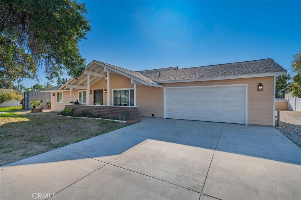 9978 Clydesdale Avenue, Jurupa Valley, CA 92509