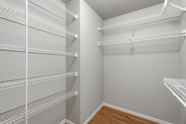 889 W Crestwood Street, Nixa, MO 65714