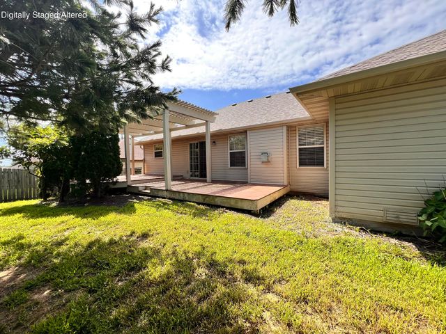 889 W Crestwood Street, Nixa, MO 65714