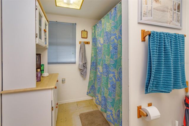 1909 N LAKEWOOD AVENUE, Ocoee, FL 34761