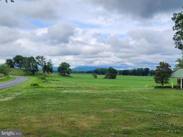 2303 W HOOVER RD, Haywood, VA 22722