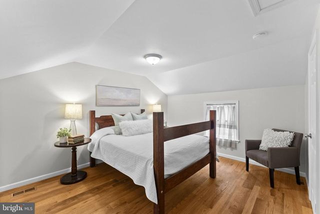 2303 W HOOVER RD, Haywood, VA 22722