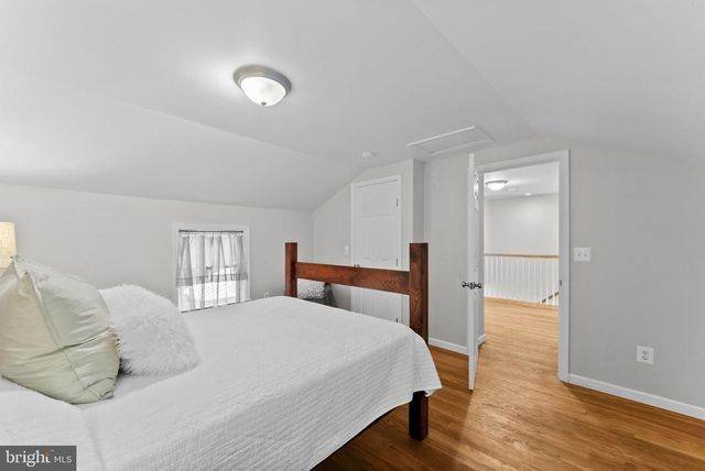 2303 W HOOVER RD, Haywood, VA 22722