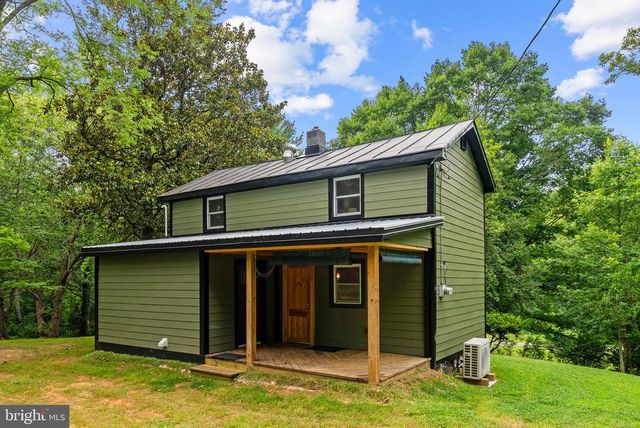 2303 W HOOVER RD, Haywood, VA 22722