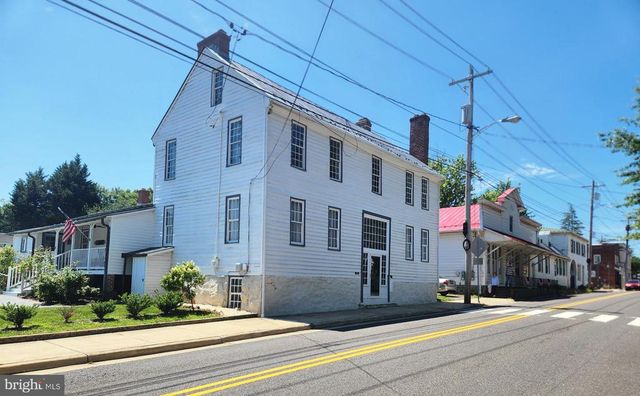 2303 W HOOVER RD, Haywood, VA 22722