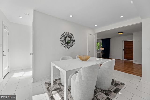 1108 VASSAR RD, Alexandria, VA 22314