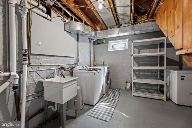 1108 VASSAR RD, Alexandria, VA 22314