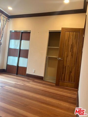 14569 Benefit Street 102, Sherman Oaks, CA 91403