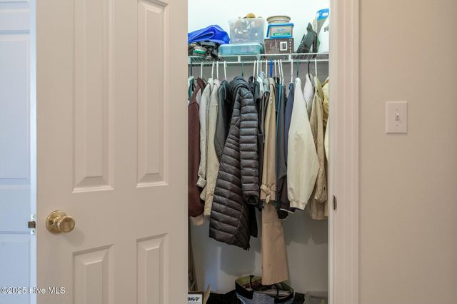 414 Albemarle Boulevard Apt 15a, Hertford, NC 27944