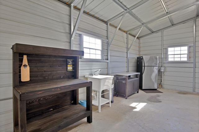 12116 Private Road 5210, Athens, TX 75751