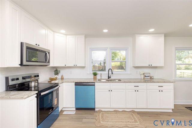 801 Shelby Dr, Richmond, VA 23224