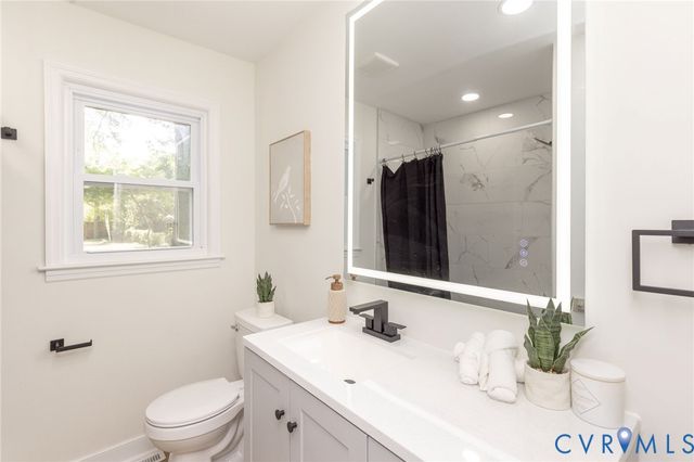801 Shelby Dr, Richmond, VA 23224