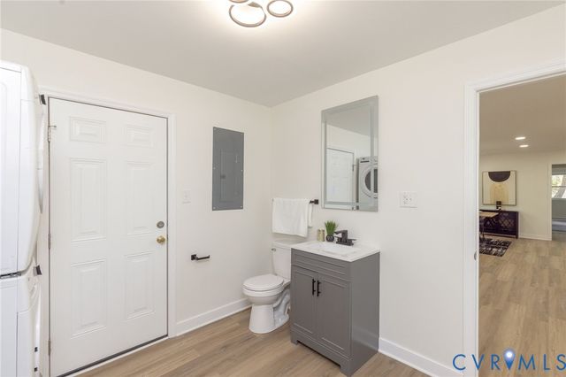 801 Shelby Dr, Richmond, VA 23224