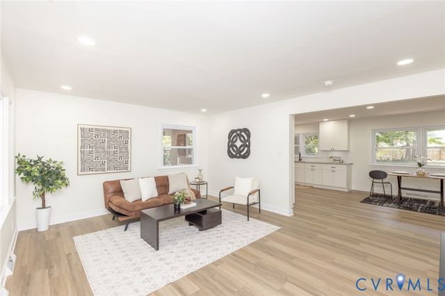 801 Shelby Dr, Richmond, VA 23224