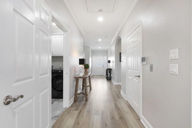 2534 Cliff Drive, Dickinson, TX 77539