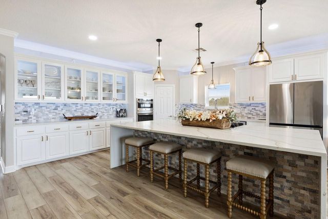 2534 Cliff Drive, Dickinson, TX 77539