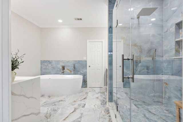 2534 Cliff Drive, Dickinson, TX 77539