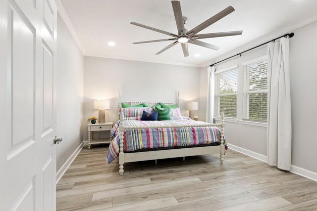 2534 Cliff Drive, Dickinson, TX 77539