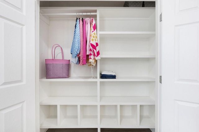 2534 Cliff Drive, Dickinson, TX 77539