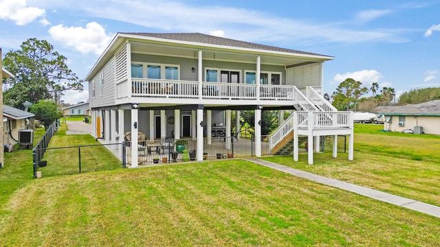 2534 Cliff Drive, Dickinson, TX 77539