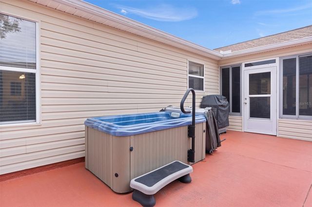 2583 RAINTREE DRIVE, The Villages, FL 32162