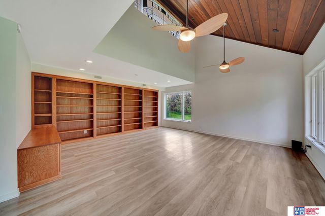 6400 S 84th Street, Lincoln, NE 68516