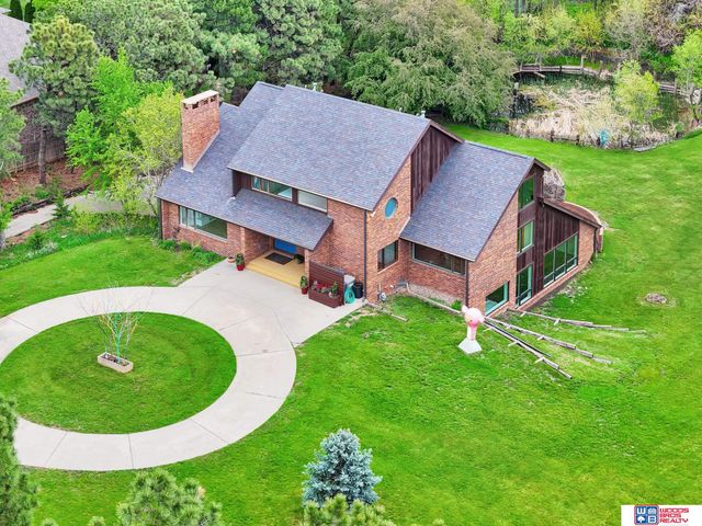6400 S 84th Street, Lincoln, NE 68516