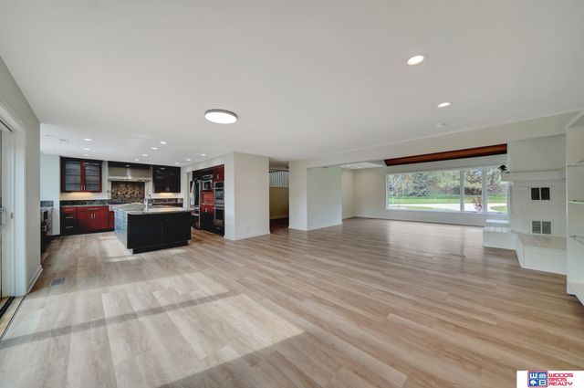 6400 S 84th Street, Lincoln, NE 68516