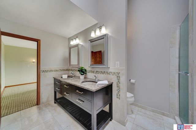 6400 S 84th Street, Lincoln, NE 68516