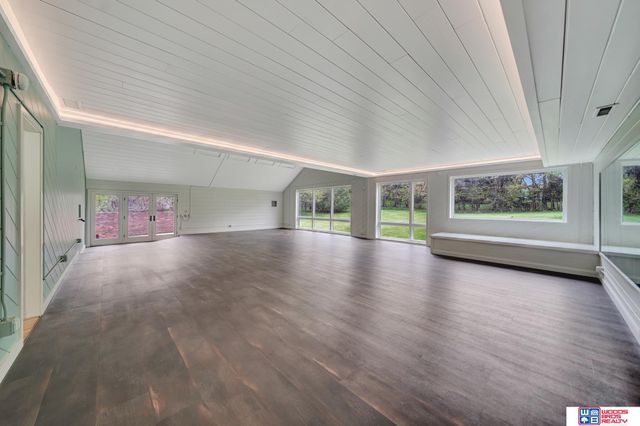 6400 S 84th Street, Lincoln, NE 68516