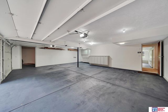 6400 S 84th Street, Lincoln, NE 68516