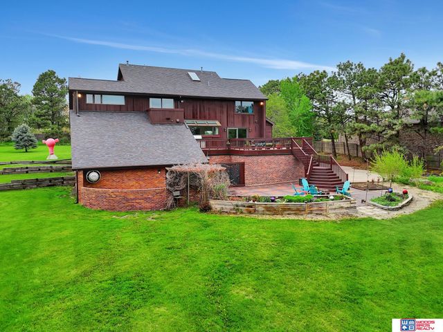 6400 S 84th Street, Lincoln, NE 68516