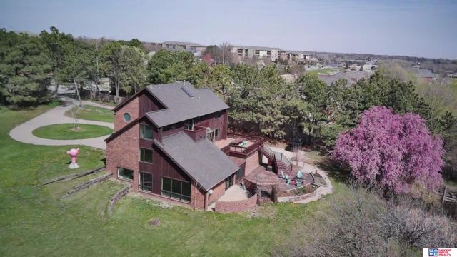 6400 S 84th Street, Lincoln, NE 68516