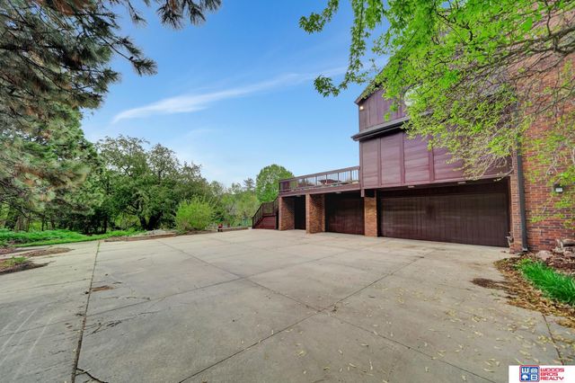 6400 S 84th Street, Lincoln, NE 68516