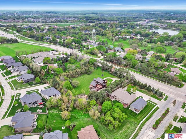 6400 S 84th Street, Lincoln, NE 68516