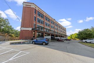 2520 S 3rd St, 305, Louisville, KY 40208