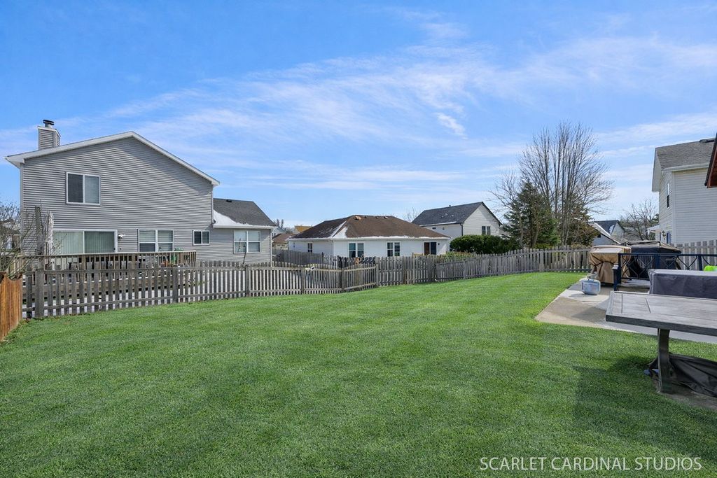 Image 24 of property listing at 1222 Goldenrod Lane, Hoffman Estates, IL 60192