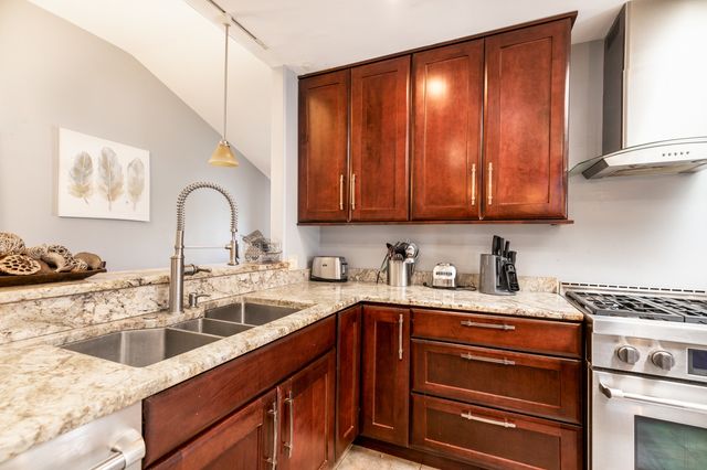 4940 190th Street, Country Club Hills, IL 60478