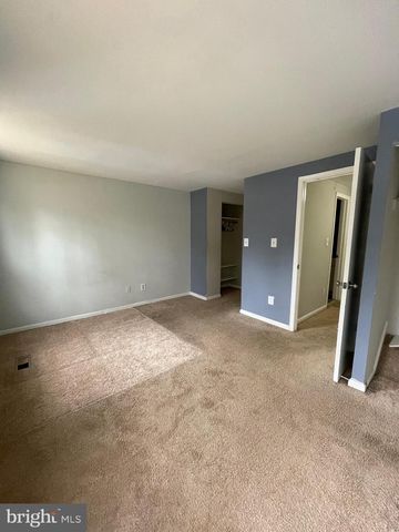 20503 STRATH HAVEN DR, Montgomery Village, MD 20886