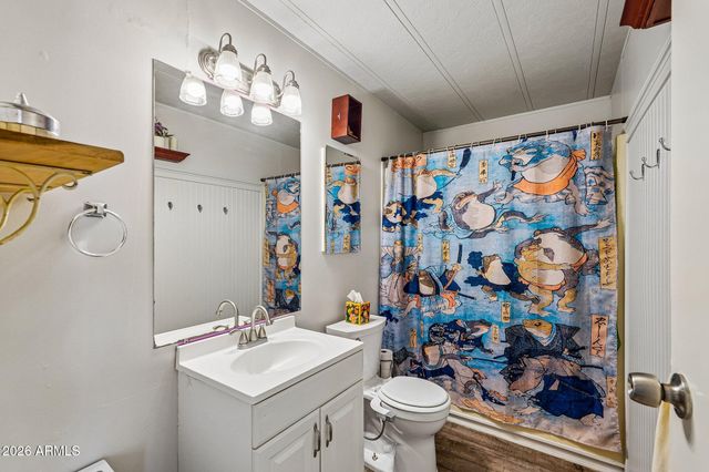 2520 E BEHREND Drive, Phoenix, AZ 85050