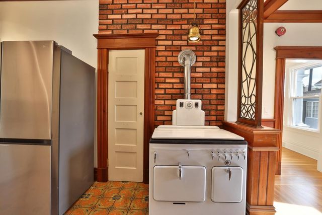 73 S 15th Street, San Jose, CA 95112