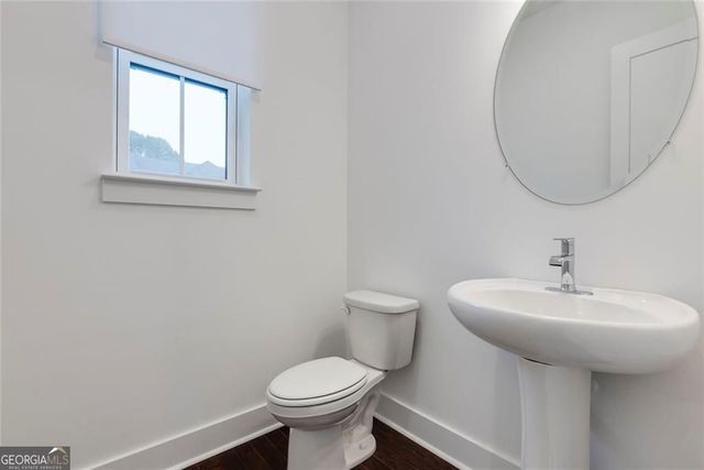 355 Walker Avenue, Roswell, GA 30076