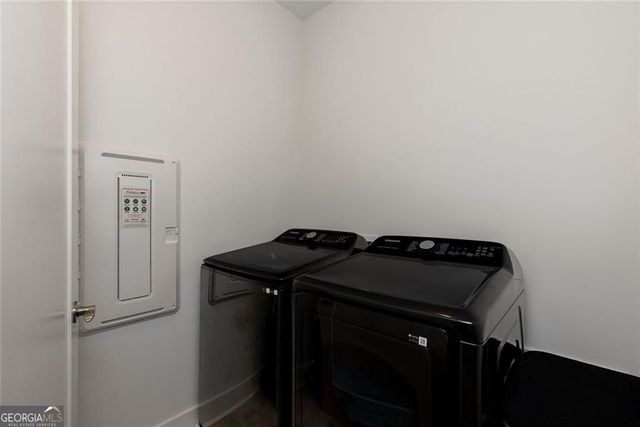 355 Walker Avenue, Roswell, GA 30076