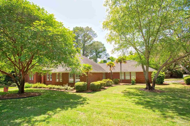 4200 Madura Rd, Gulf Breeze, FL 32563