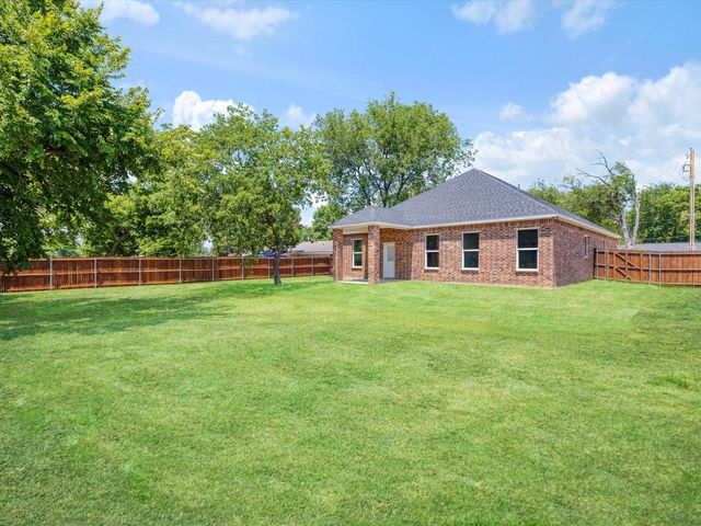 114 Miller Road, Kemp, TX 75143