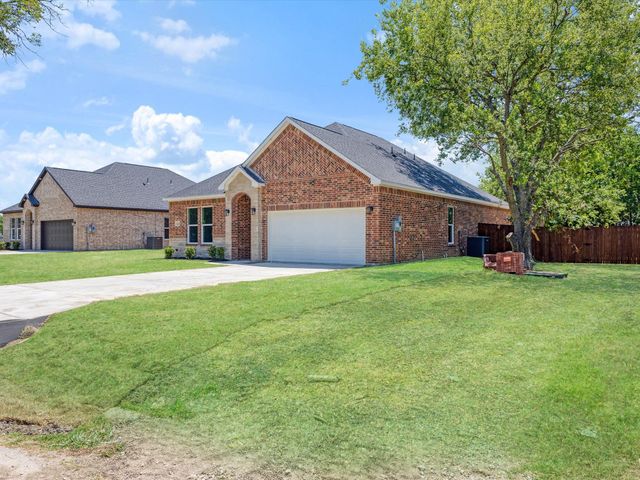 114 Miller Road, Kemp, TX 75143