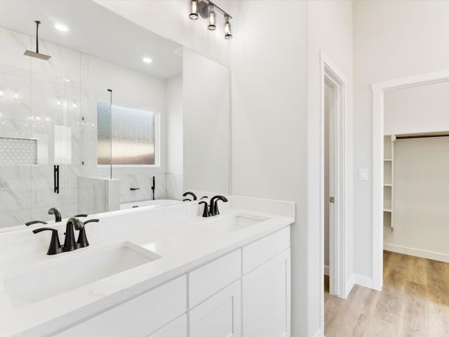 114 Miller Road, Kemp, TX 75143