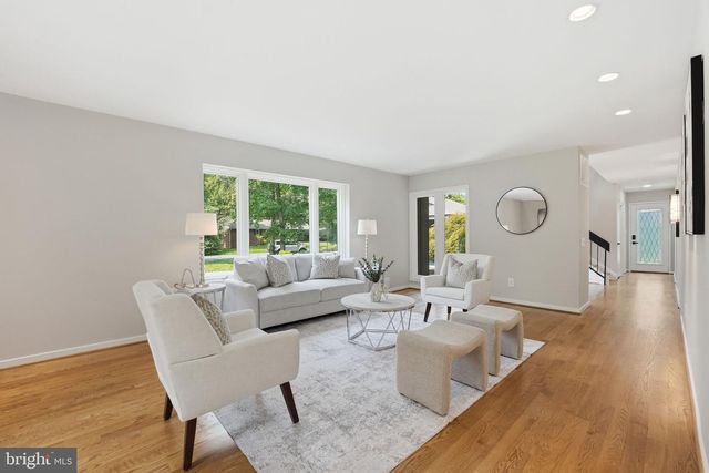 3211 CHICHESTER LN, Fairfax, VA 22031
